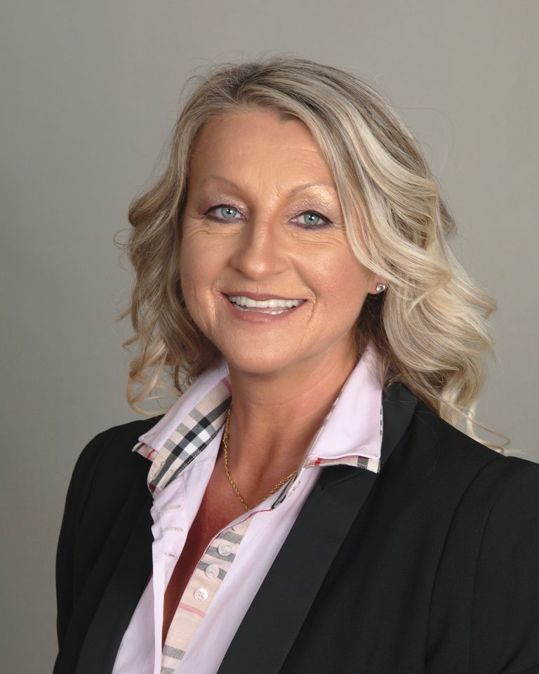 Elizabeth Steele Joins Weichert, Realtors® - On The Gulf